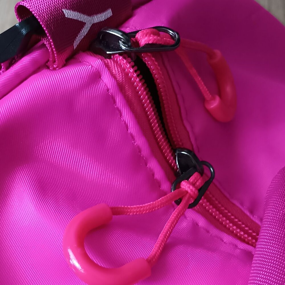 Sassy Jones Duffle Bags Pink With Bag Great Condition - Picture 5 of 7